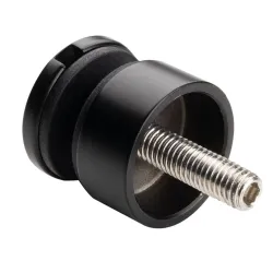 D30 krāsotā stikla stiprinājuma sānskats ar 15 mm distanceru un M8 × 40 mm skrūvi